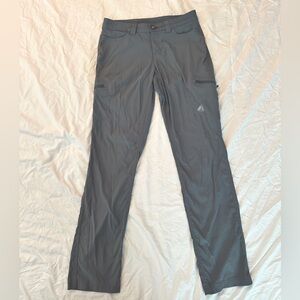 Eddie Bauer first ascent guide pro pants. Worn twice.